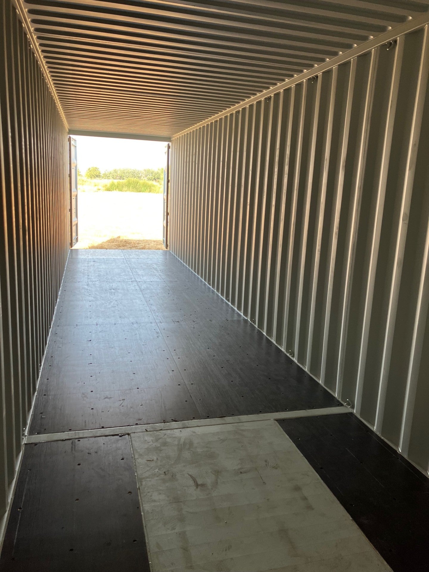 40' High Cube 1 Trip Container - Beige